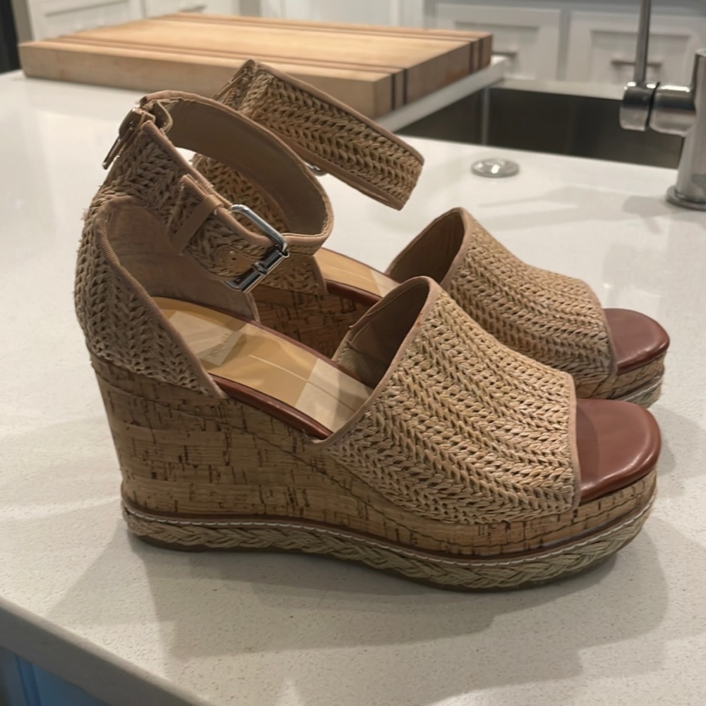 Dolce Vita wedges sandals espadrilles sz 8